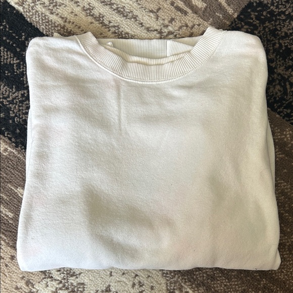 American Eagle Outfitters Classic White Crewneck Sweater - Picture 5 of 6